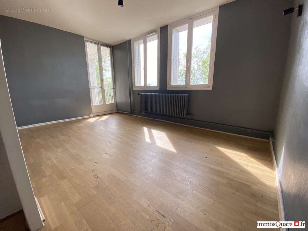 Appartement à LA MULATIERE