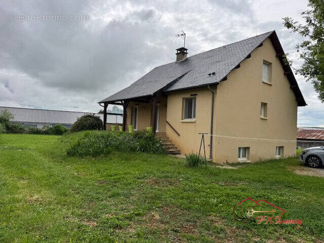 Maison à MONTROZIER