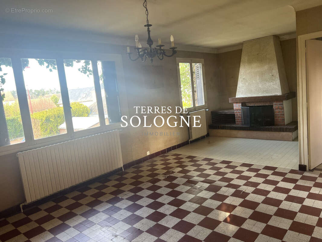 Maison à NOUAN-LE-FUZELIER