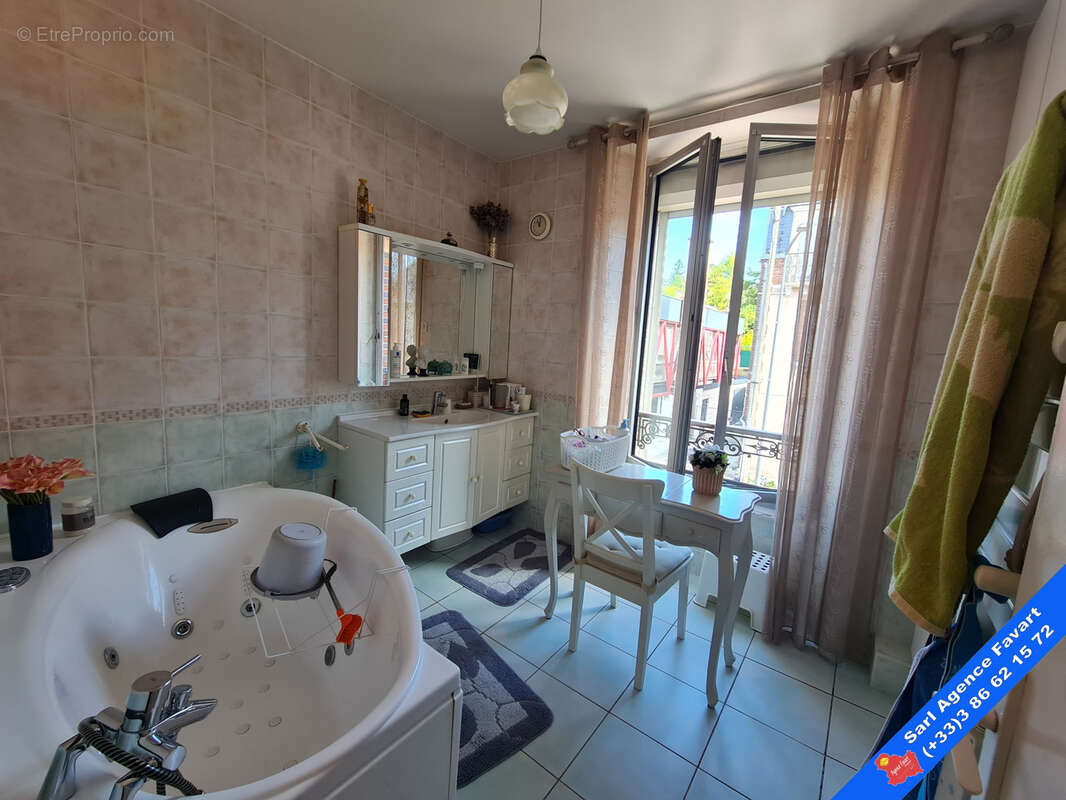 Ensemble immobilier rare avec maison bourgeoise et habitation indépendante - photo 10