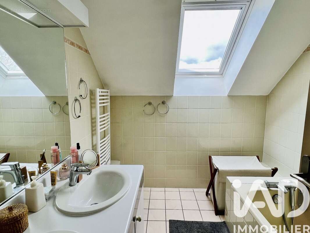 Photo 9 - Maison à VERNEUIL-SUR-SEINE