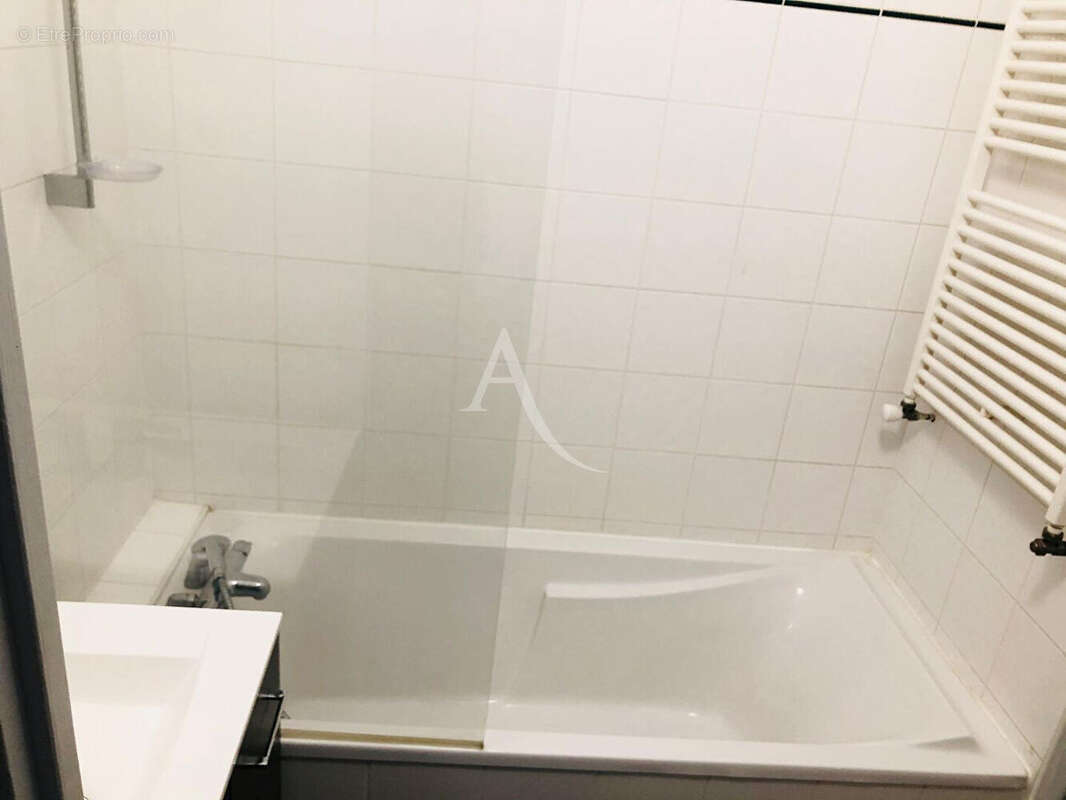 Appartement à SAINT-LAURENT-SUR-SAONE