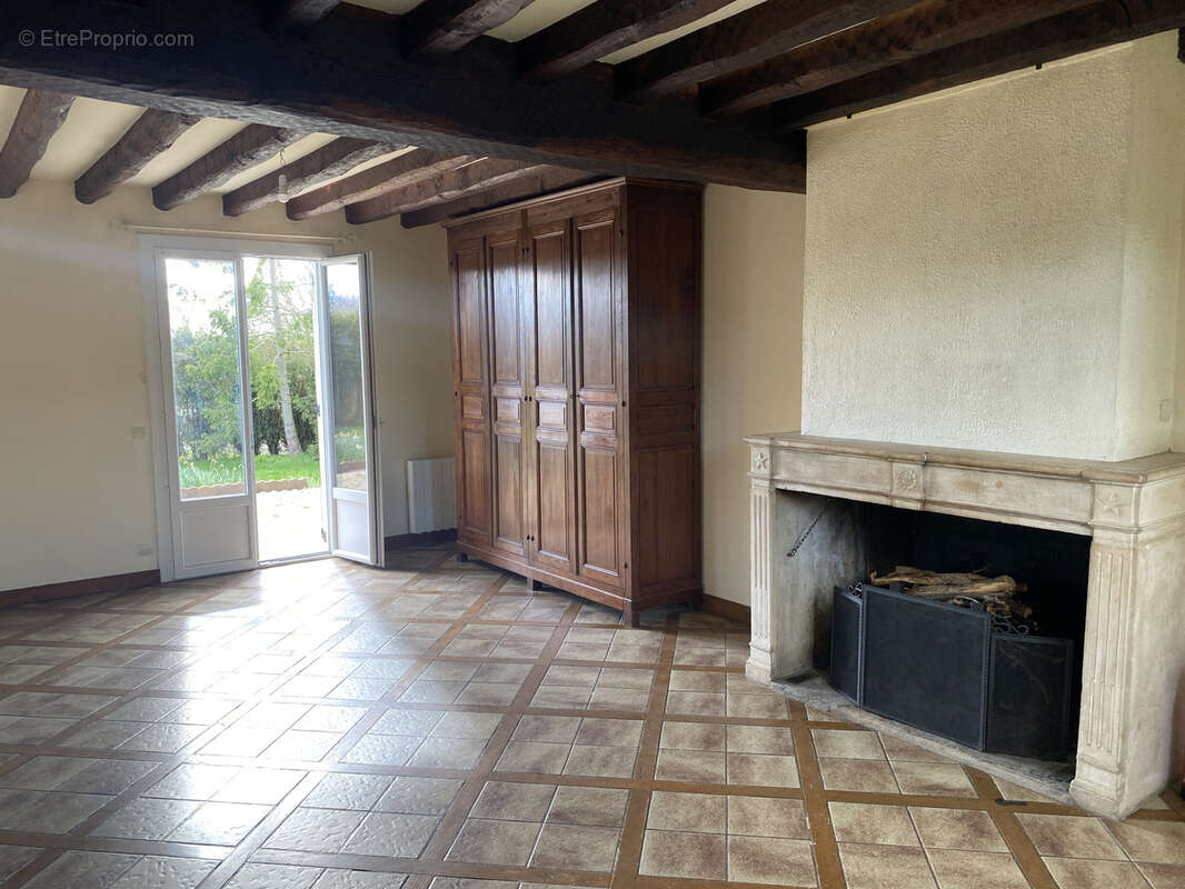 Maison à LE VAL-DAVID