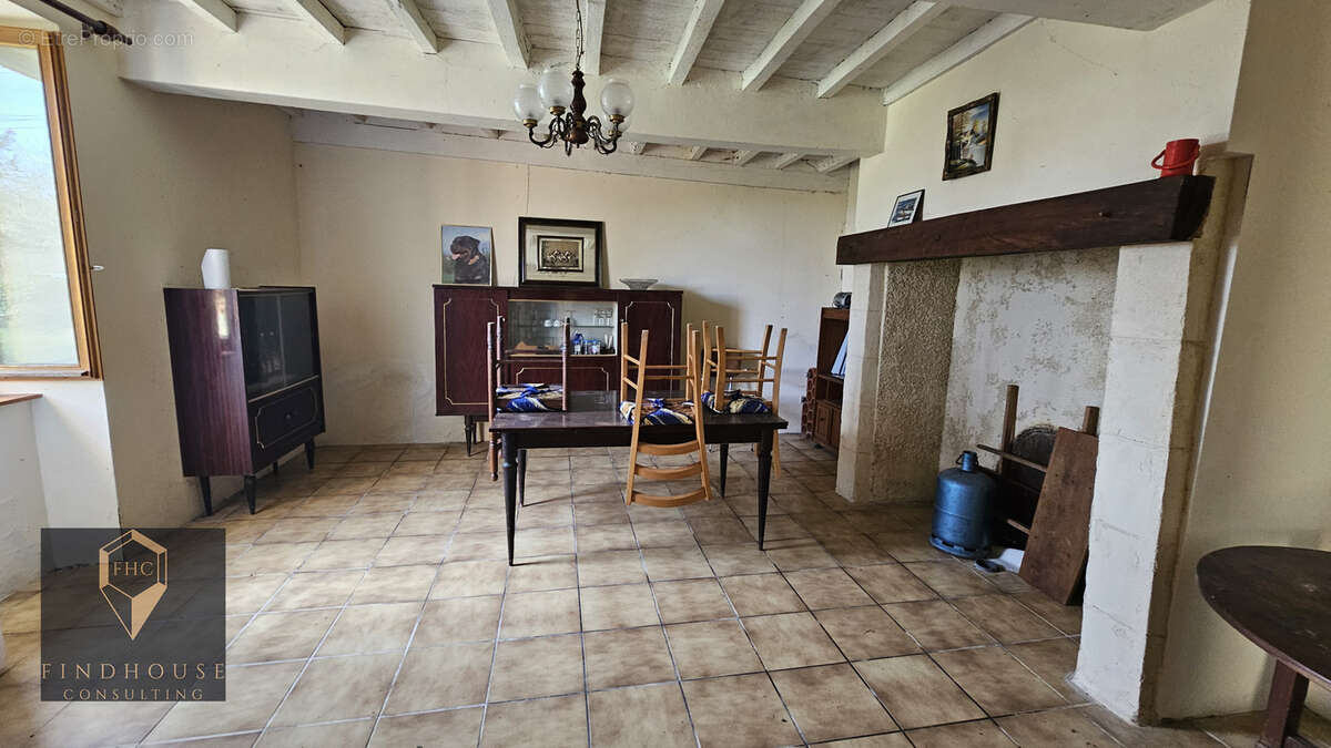 Maison à LABASTIDE-PAUMES