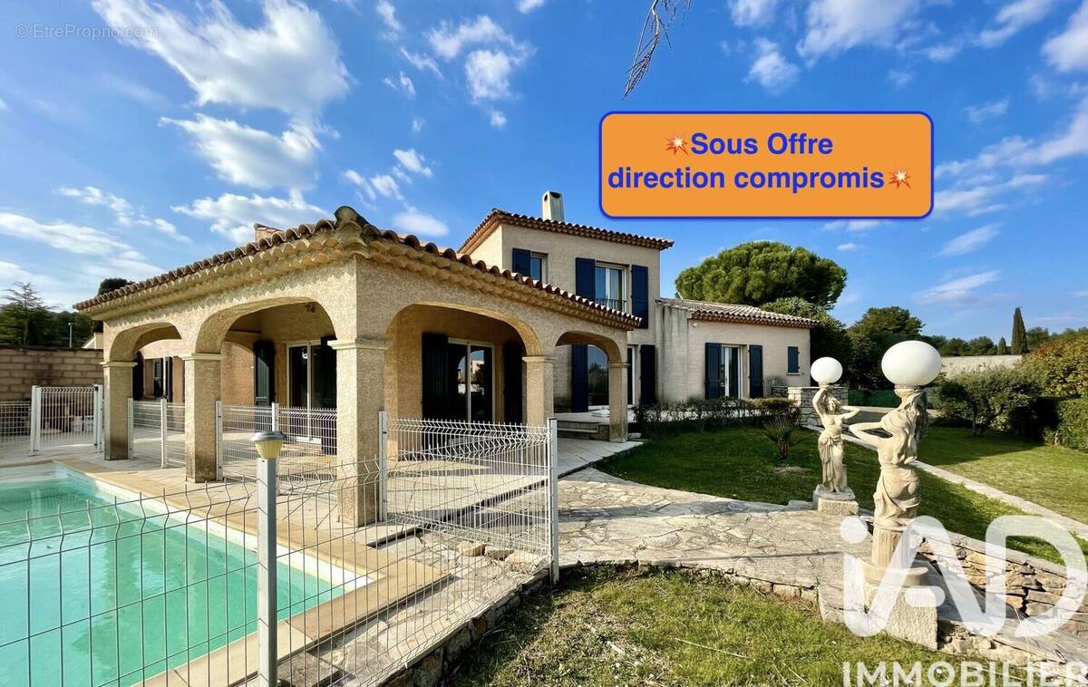 Photo 1 - Maison à VILLETELLE