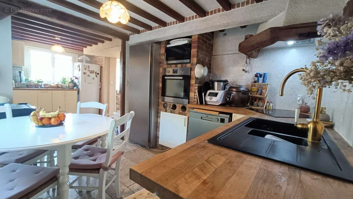 Maison à JOUY-LE-POTIER