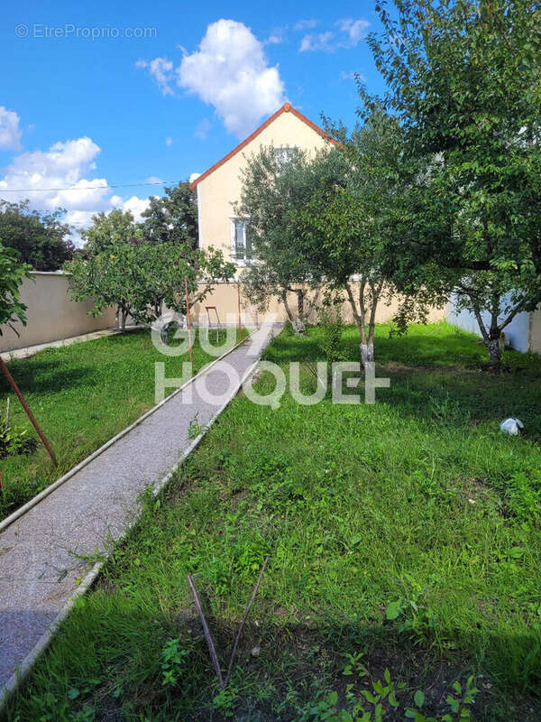 Maison à LIVRY-GARGAN