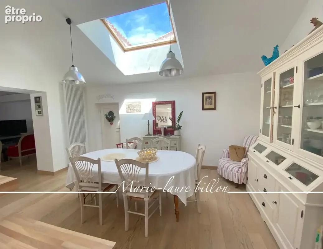 Maison de type 6 à vendre sur SAINT GILLES CROIX DE VIE (85), Maison de ville avec terrasse et garage - photo 5