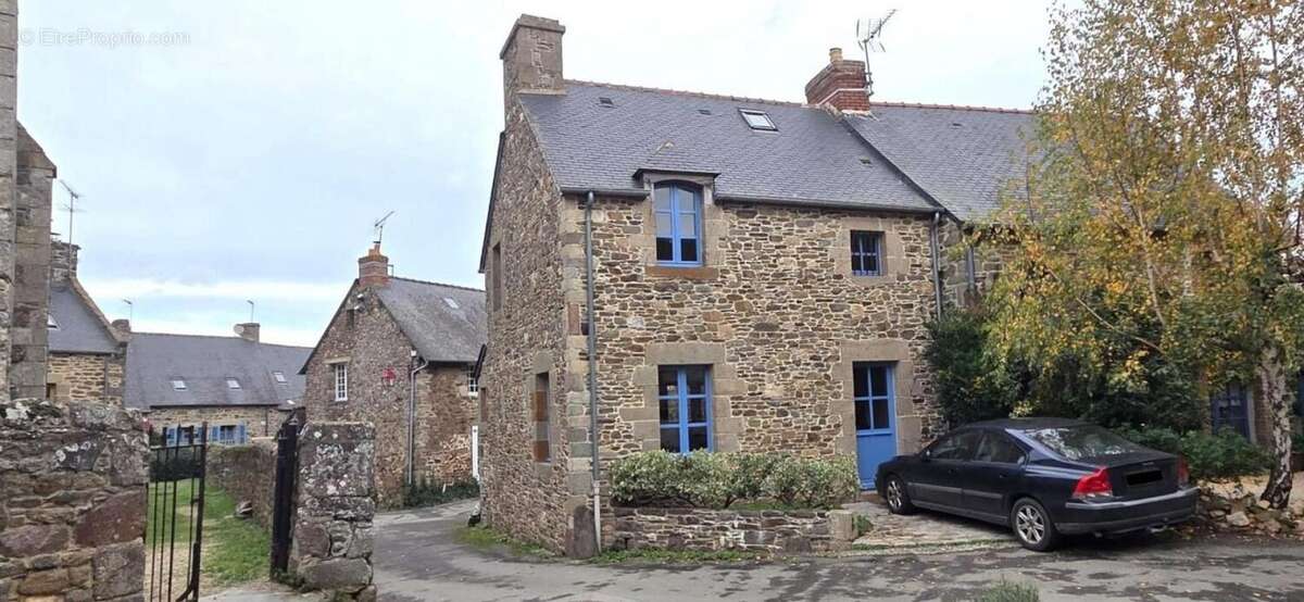 Maison à SAINT-SULIAC