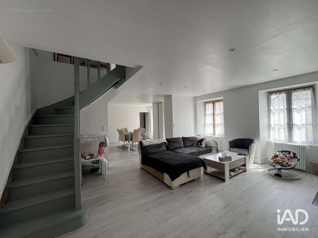 Photo 4 - Maison à CHATENAY-SUR-SEINE