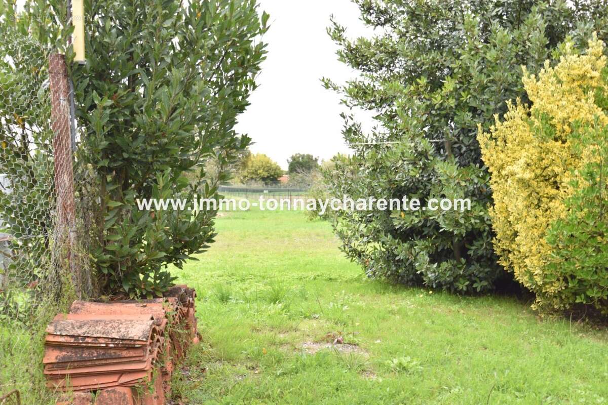 Maison à TONNAY-CHARENTE