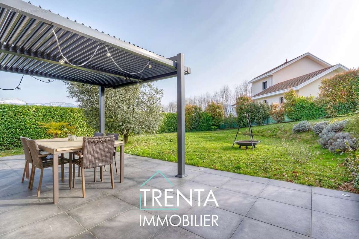 Maison à SAINT-BLAISE-DU-BUIS