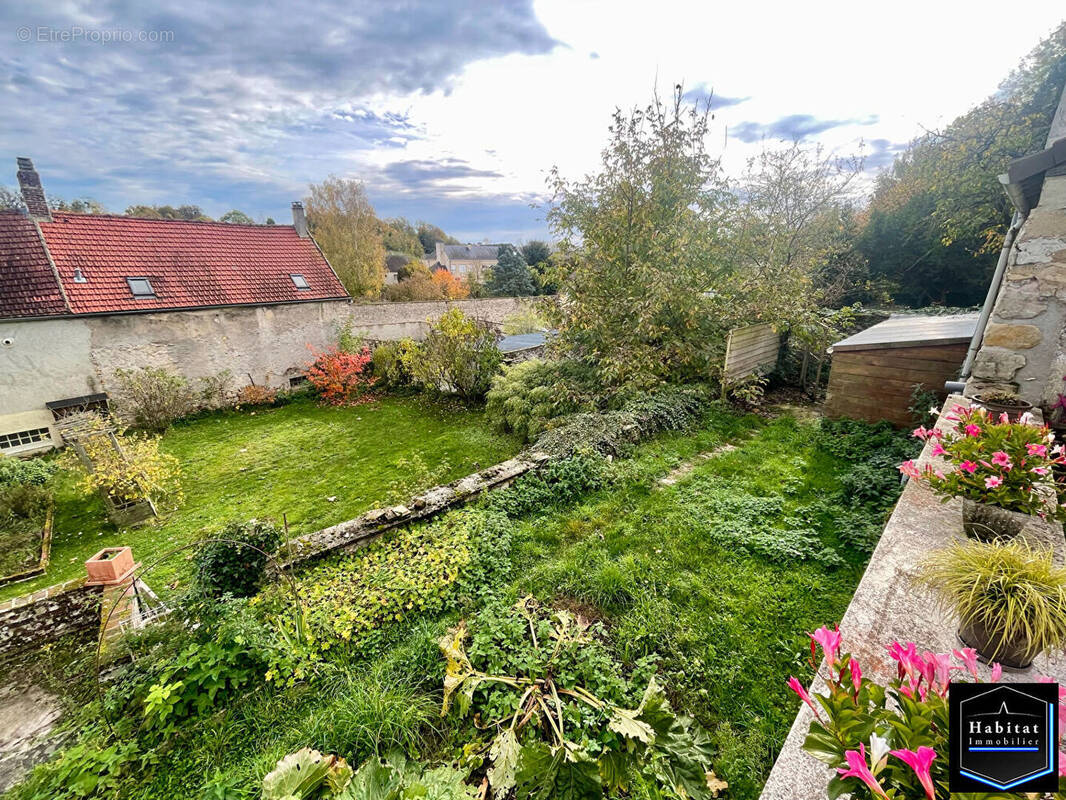 Maison à NANTEUIL-LE-HAUDOUIN