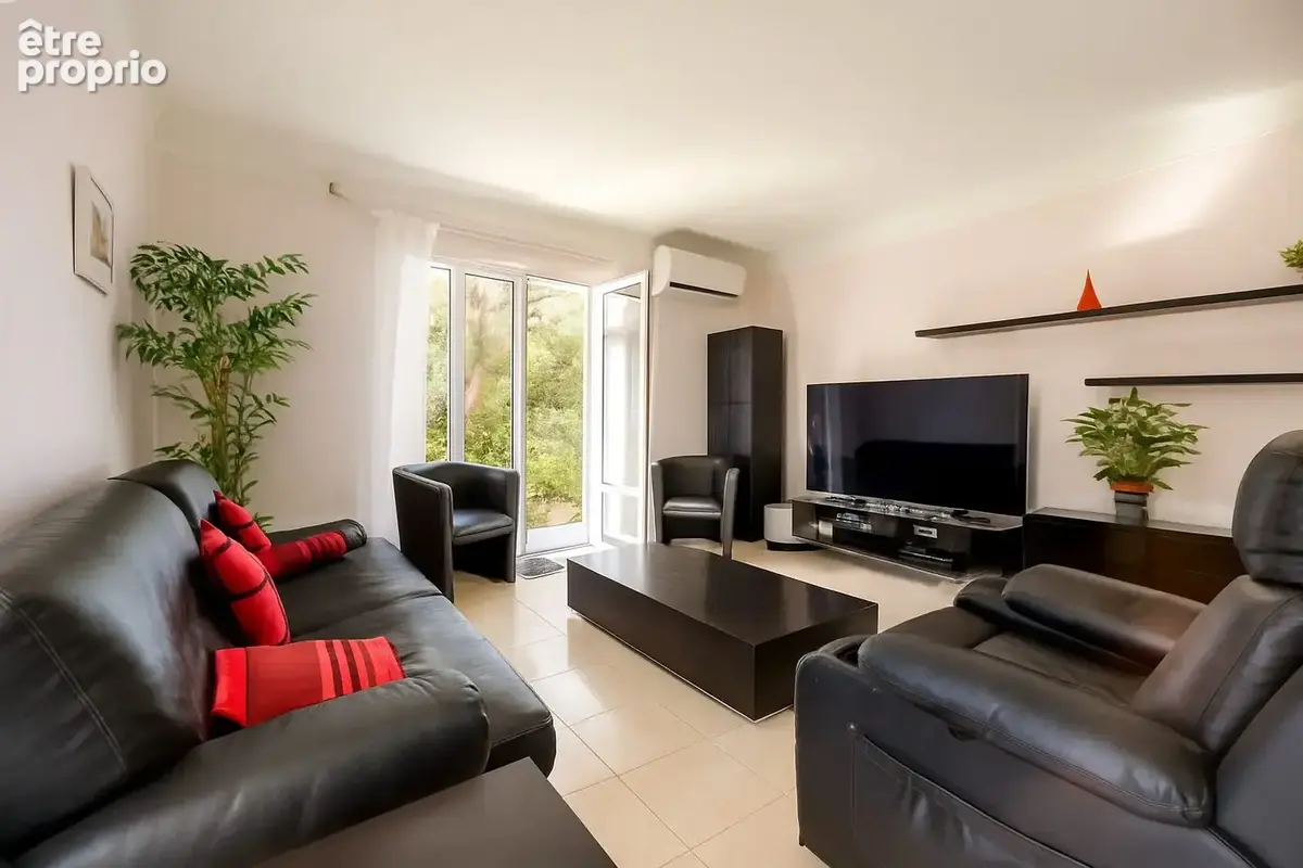 Maison 190 m² à Antibes  - photo 6
