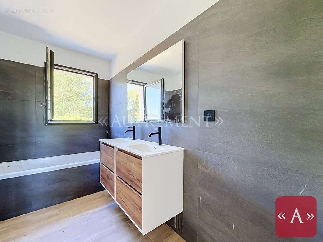 Contemporaine - photo 12