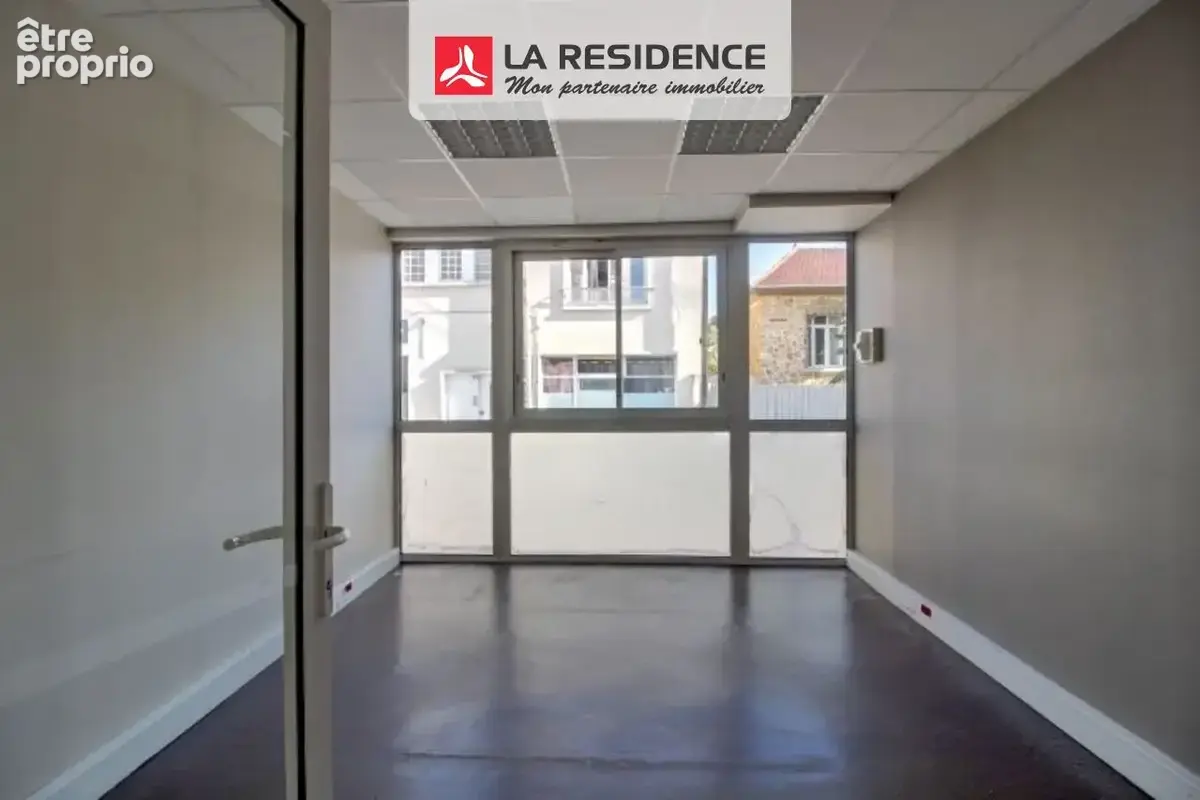 Commerce 180 m² à Les Mureaux  - photo 6