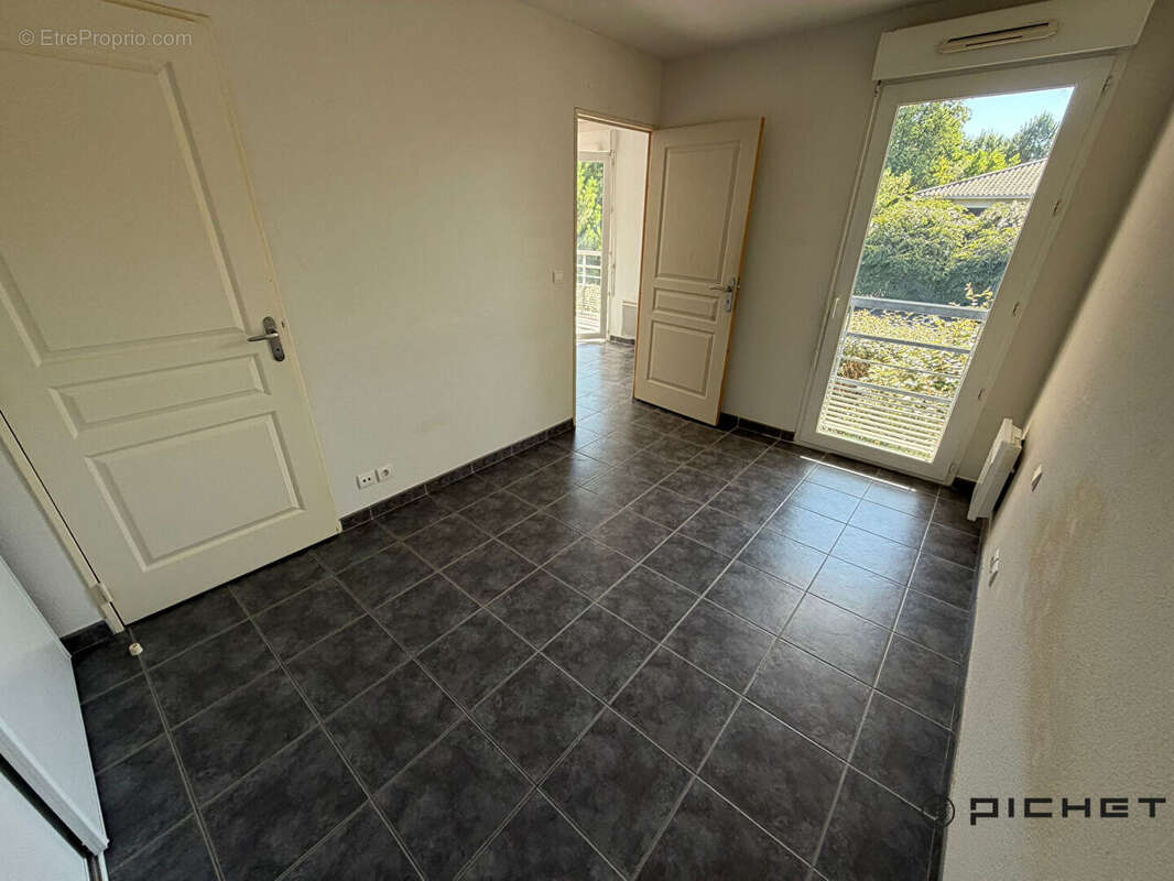 Appartement à MARTIGNAS-SUR-JALLE
