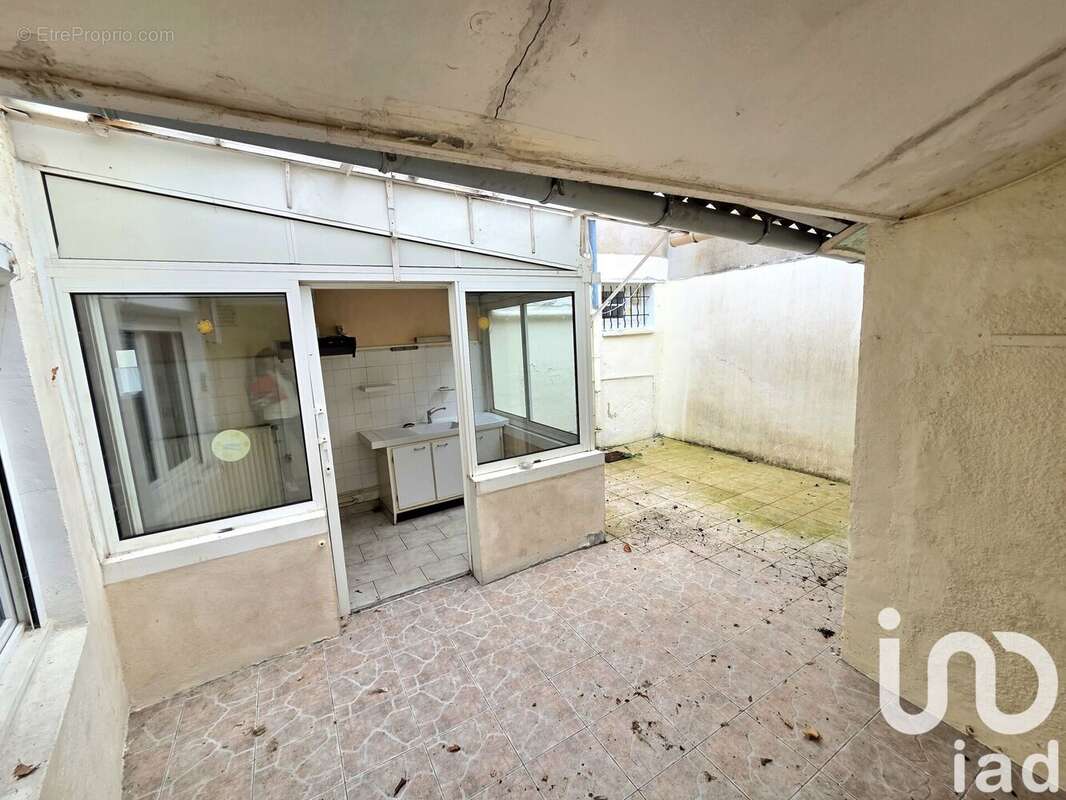 Photo 2 - Maison à MONTMORILLON