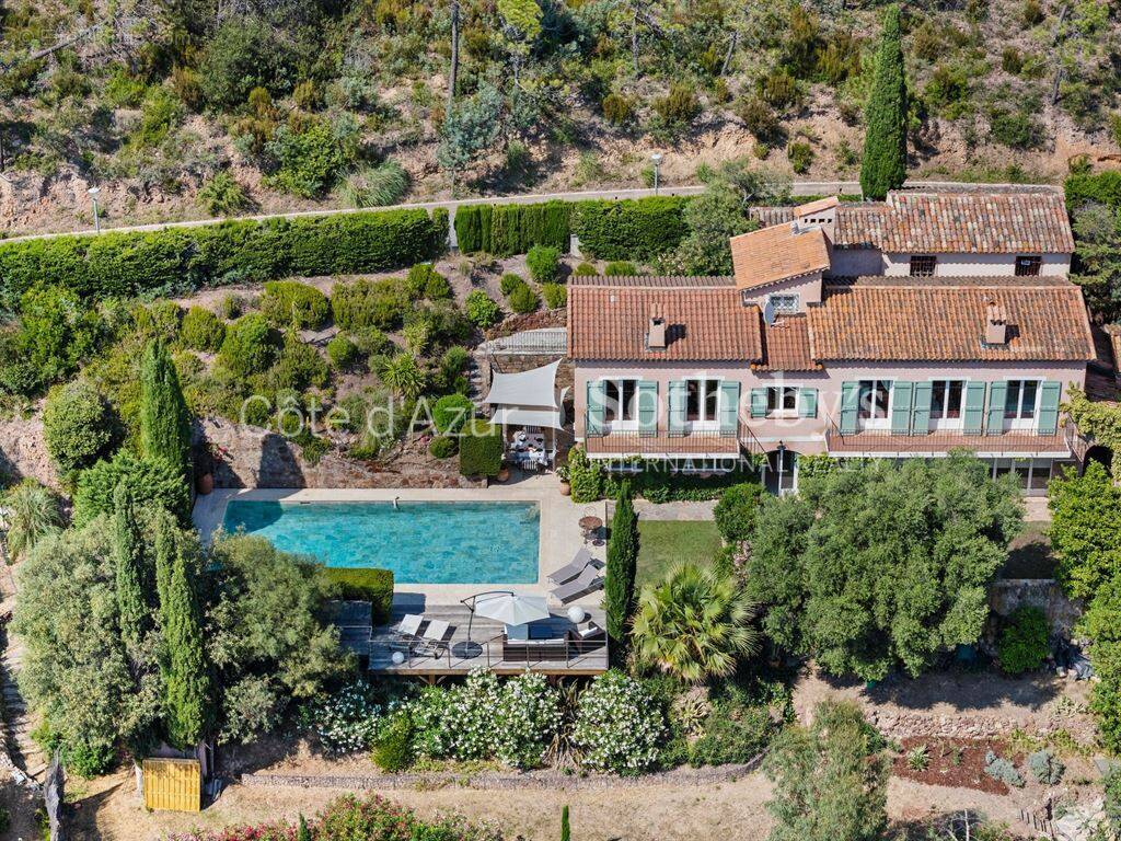 Maison à THEOULE-SUR-MER
