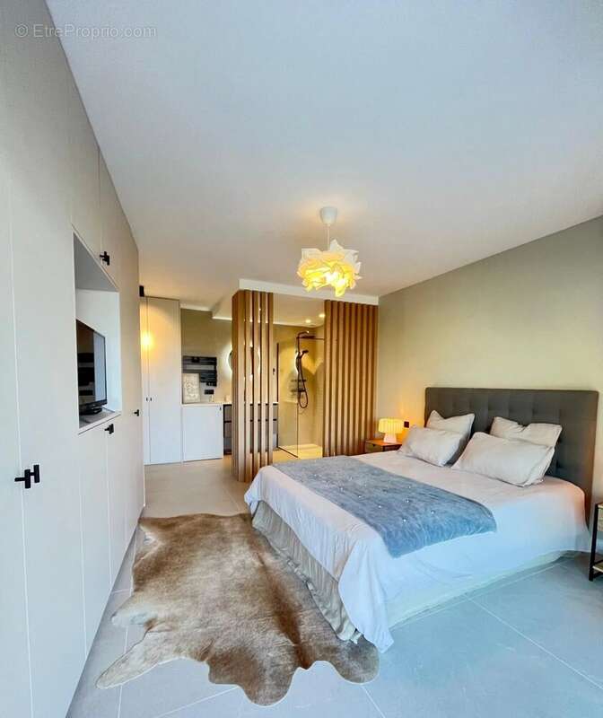 Appartement à LE CANNET