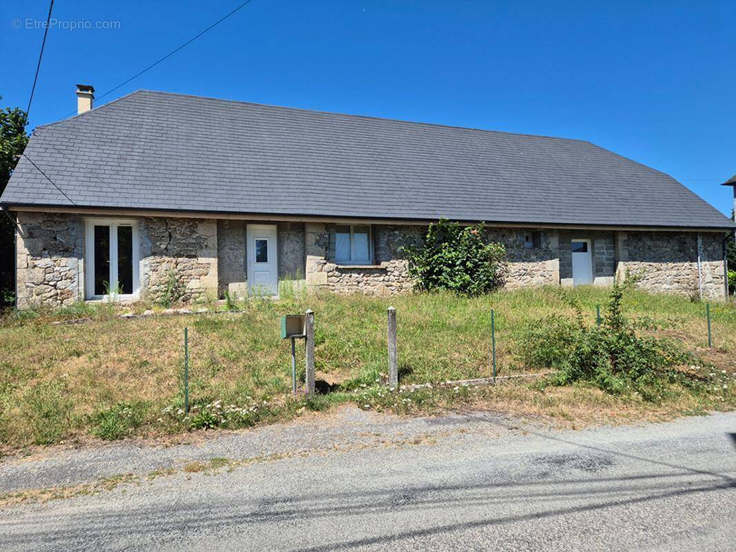 Maison à ROSIERS-D'EGLETONS