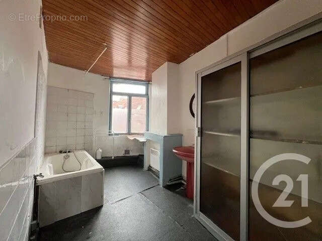 Maison à HELLEMMES-LILLE