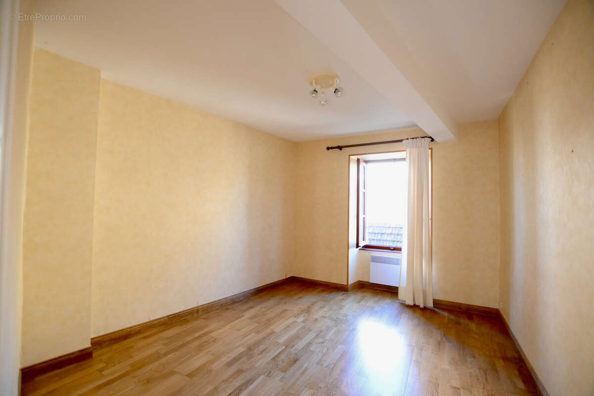 Maison à SAINT-PERE