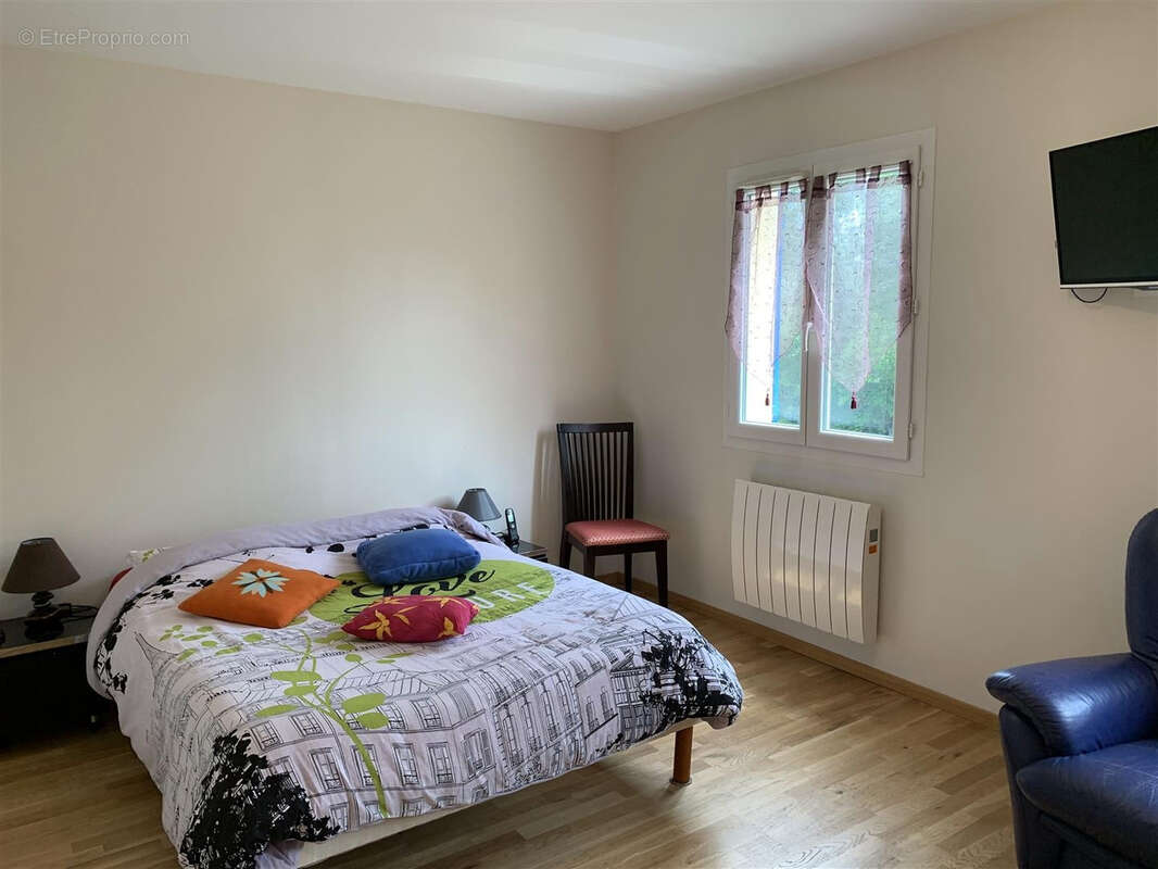 Maison à EXMES