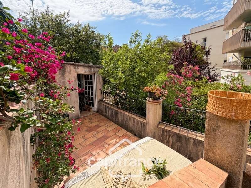 Maison à HYERES