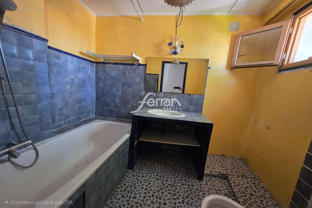 Appartement à VILLECROZE