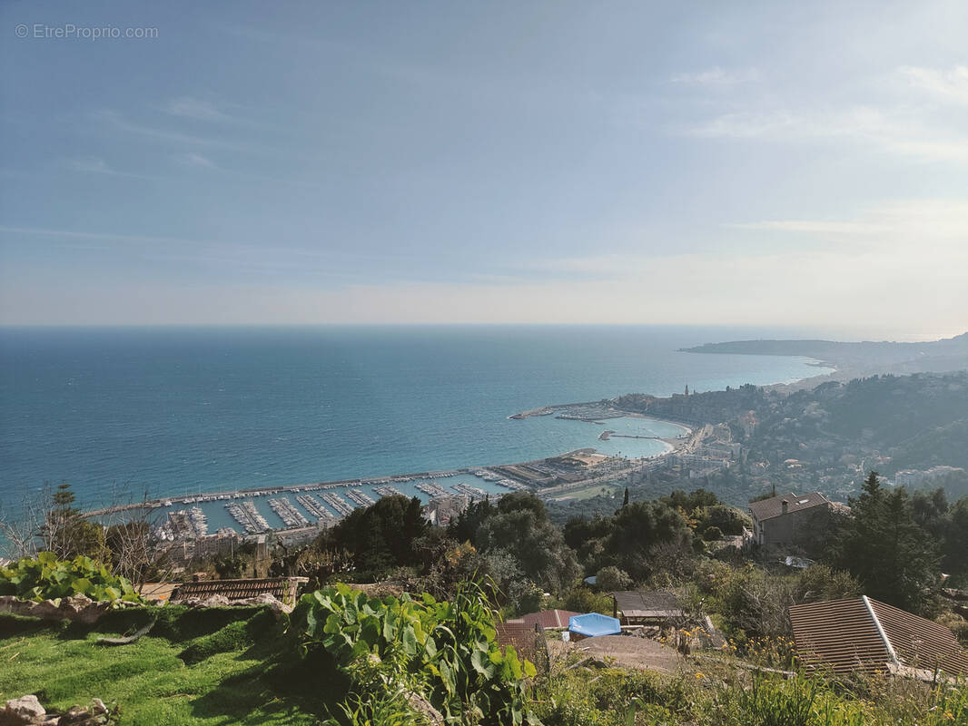 Appartement à MENTON