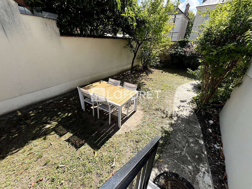 Appartement à LES MUREAUX