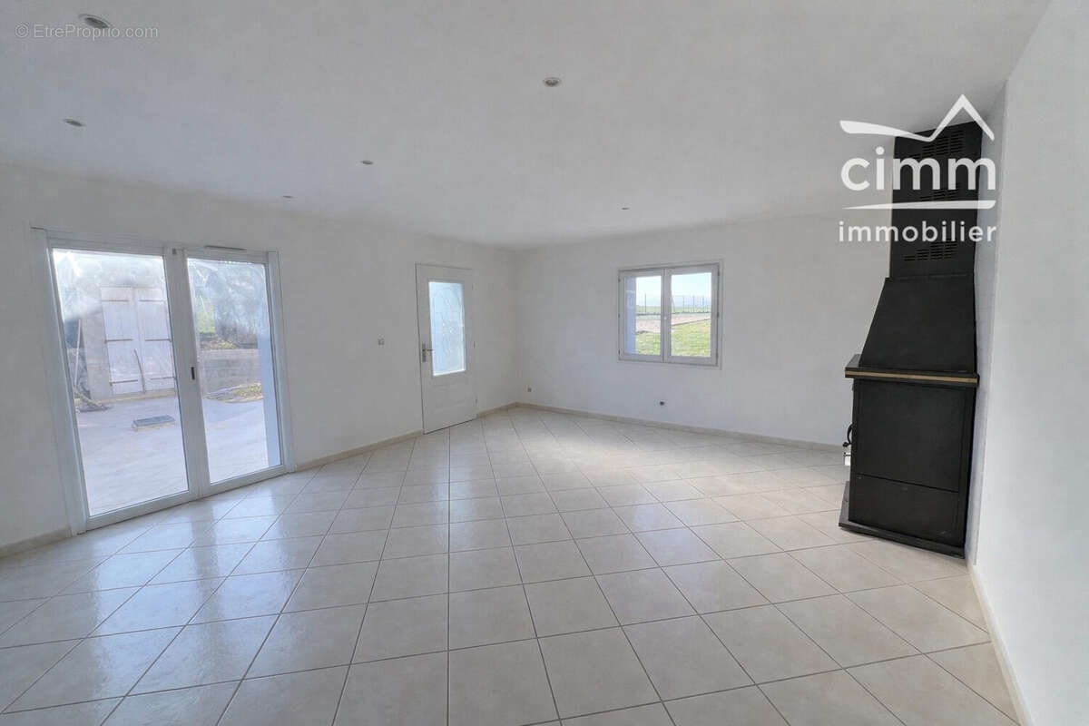 Maison à SAINT-CLAIR-SUR-GALAURE