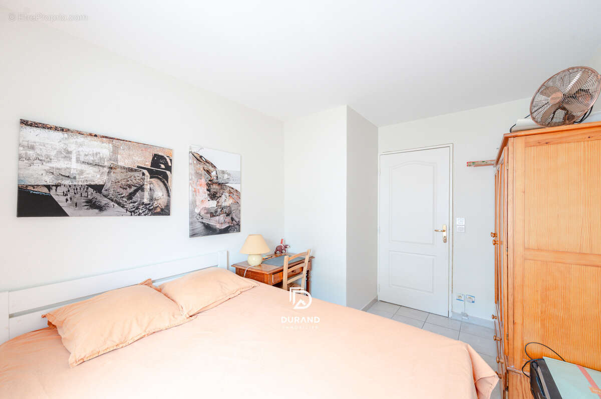 Appartement à MARSEILLE-2E