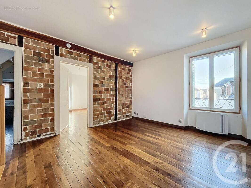 Maison à SOGNOLLES-EN-MONTOIS