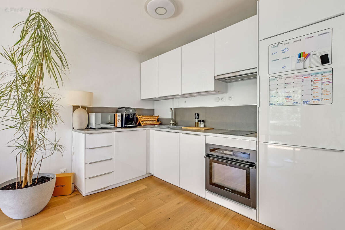 Appartement à PARIS-19E
