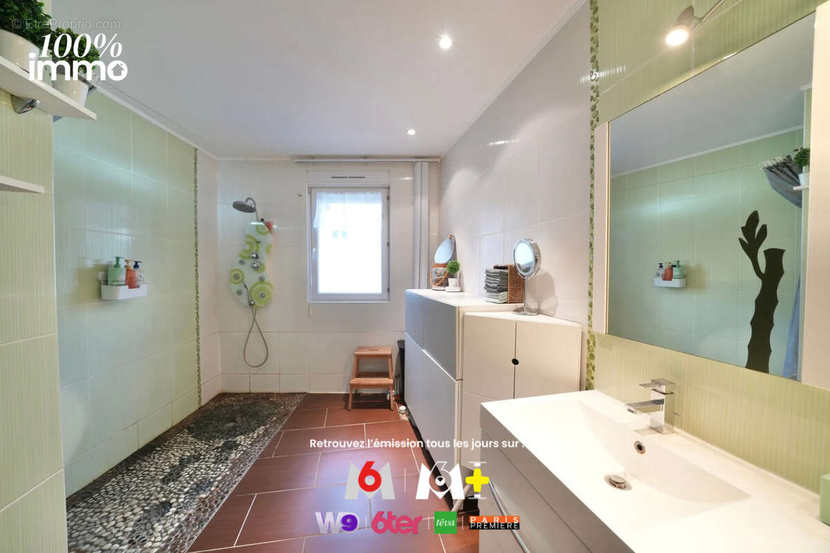 Maison 4 pièces de 130 m2 - photo 7