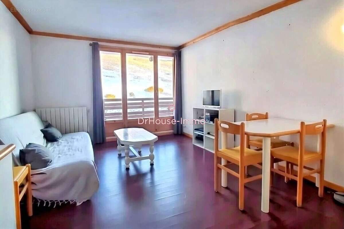 Appartement à BESSE-ET-SAINT-ANASTAISE