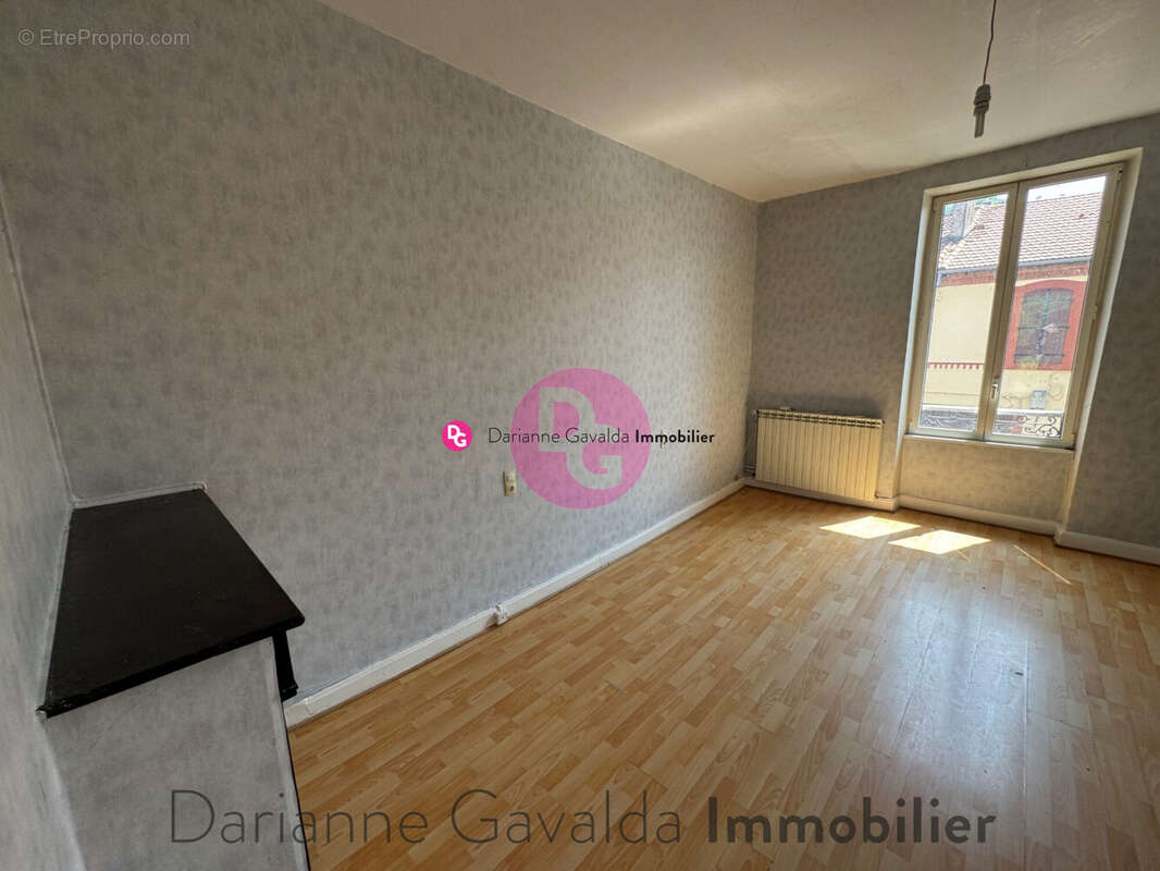 Appartement à DECAZEVILLE