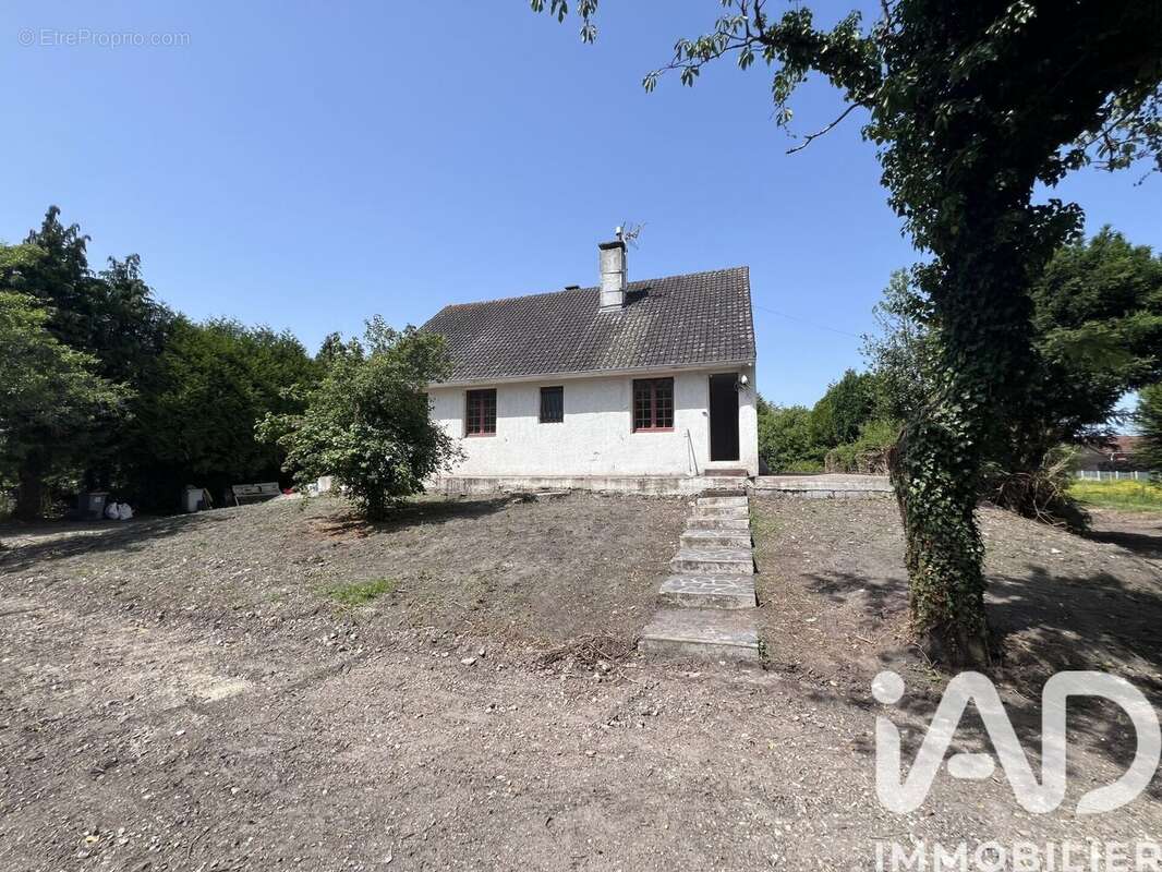 Photo 2 - Maison à LE MESNIL-SOUS-JUMIEGES
