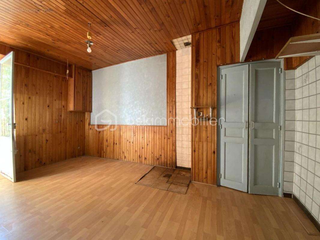 Maison à RIBAUTE-LES-TAVERNES