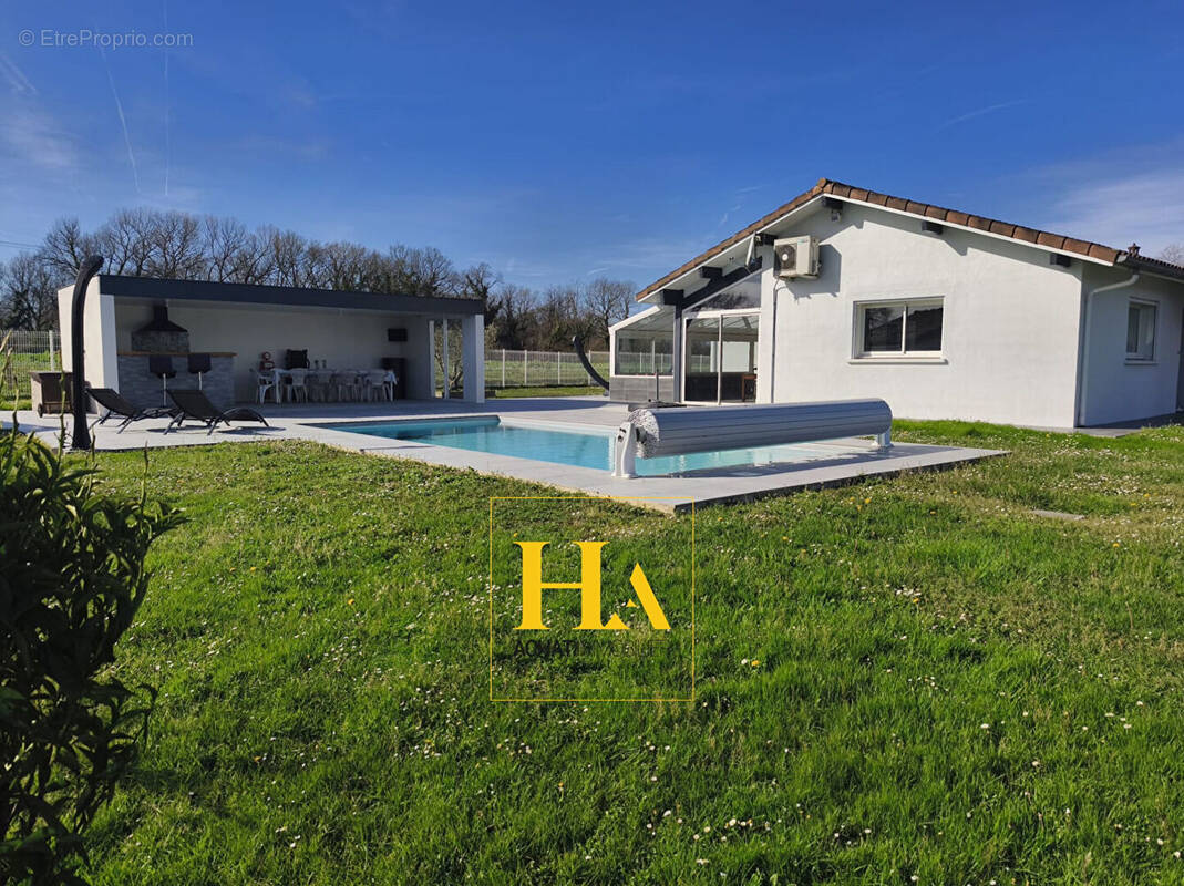 Maison à PEYREHORADE