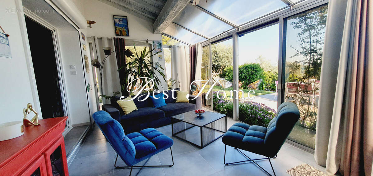 Maison à NIMES
