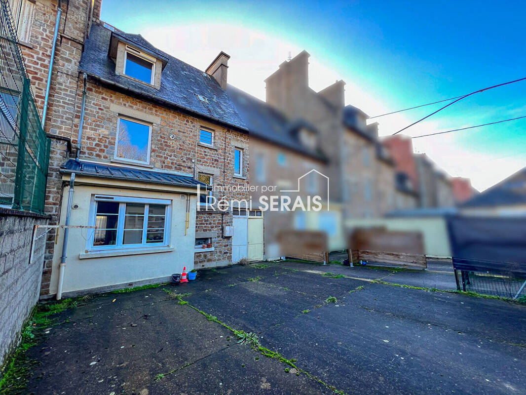 Appartement à CONDE-SUR-NOIREAU