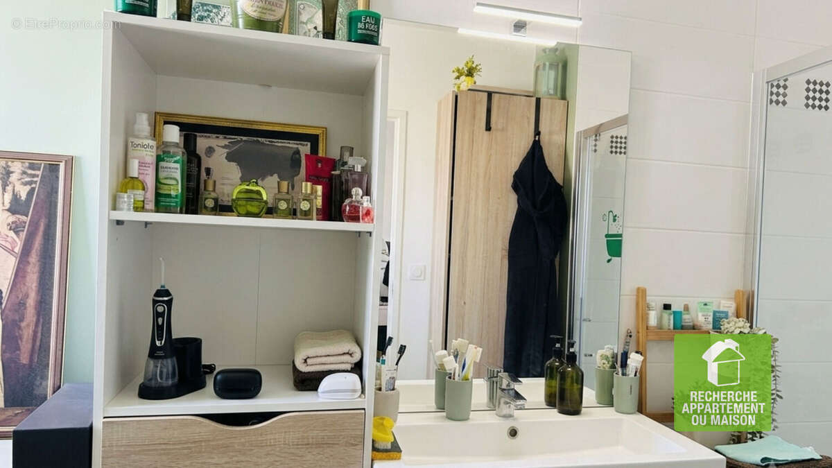 Appartement T4 Haut de Gamme avec Terrasse, Jacuzzi, Double Garage et Cave  à vendre à Tignieu-Jameyzieu - photo 10