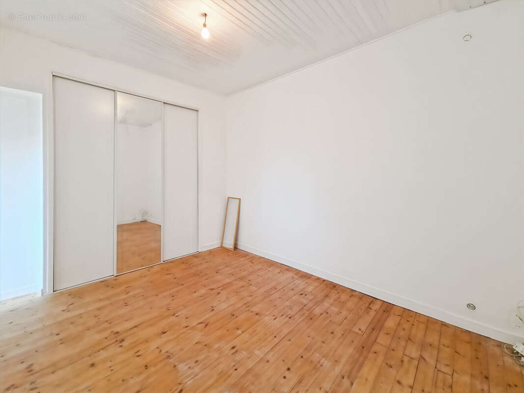 Maison à PISANY