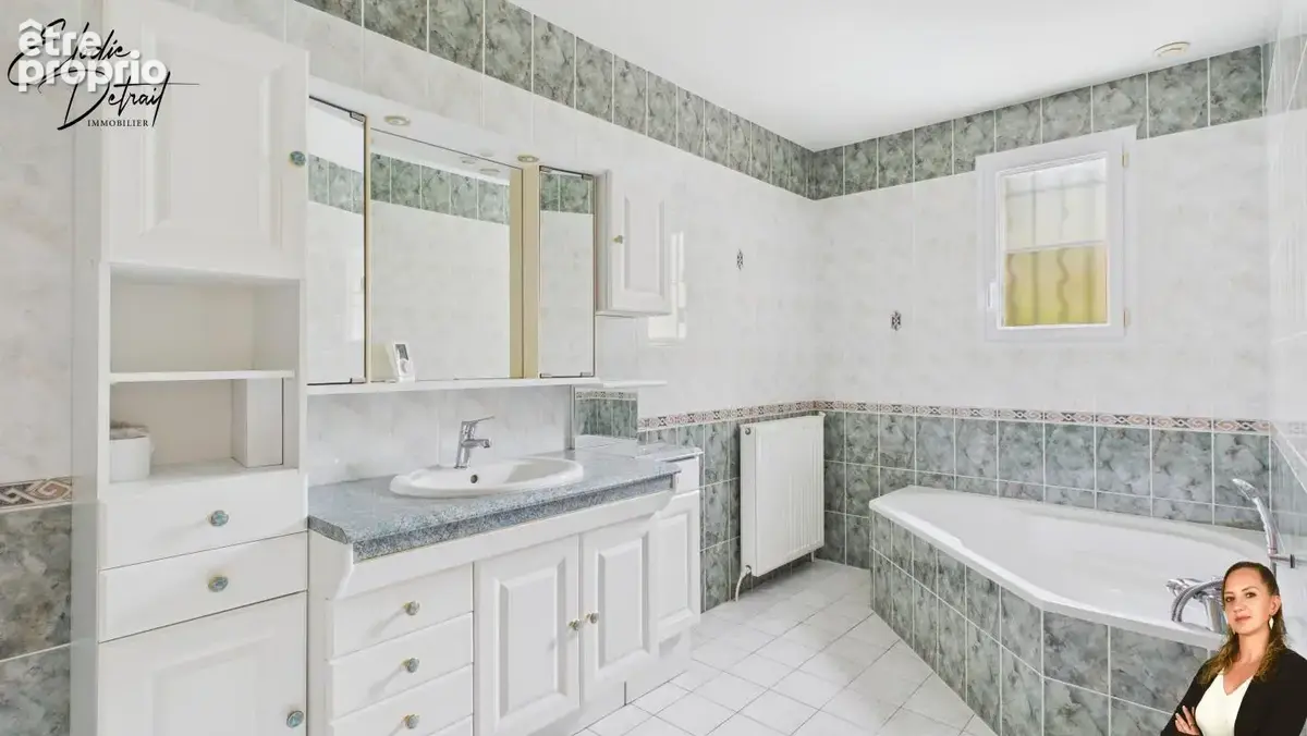 Maison 7 pièces 171 m² à vendre à Lavardin (72240) - photo 13