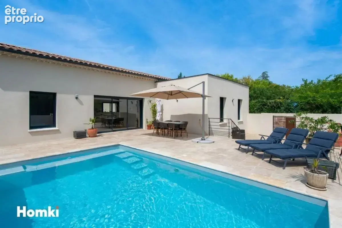 Maison/Villa T5 de 134 m² à L'Isle-sur-la-Sorgue 84800 - photo 1