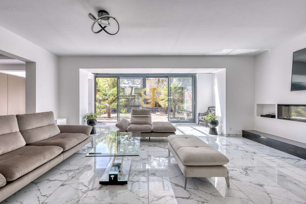 Maison à JOINVILLE-LE-PONT