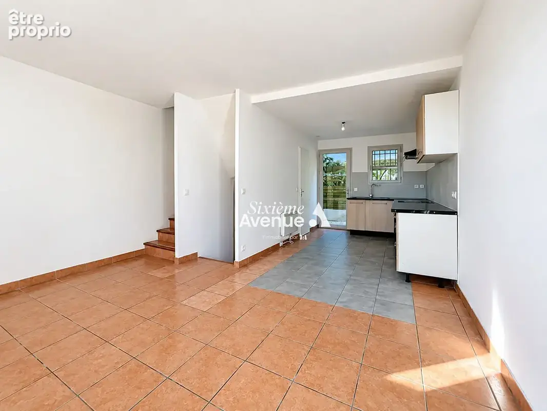A Vendre Maison Grasse 4 pièces 90 m² avec garage fermé - photo 4